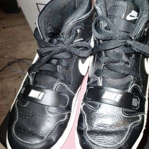 Youth size 10.5 Nike Micheal Jordan shoes